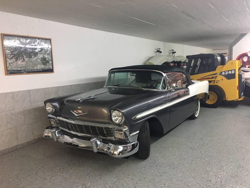 Bild 24/29 von Chevrolet Bel Air Convertible (1956)