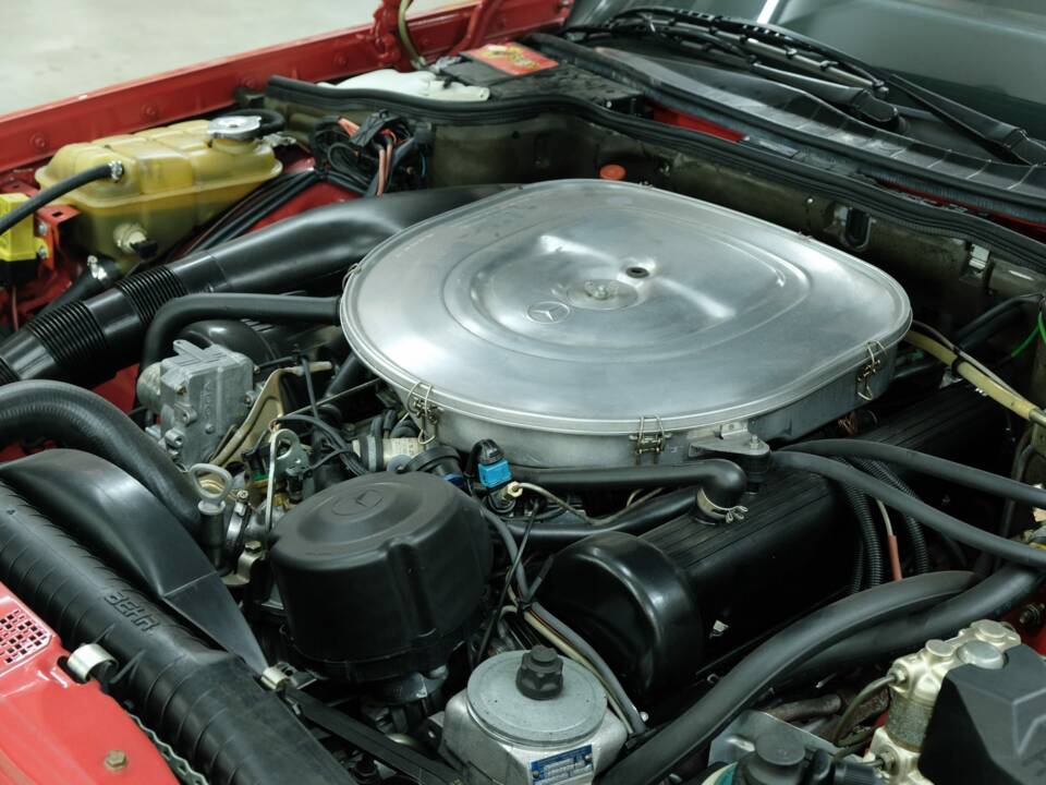 Bild 16/50 von Mercedes-Benz 500 SE (1987)