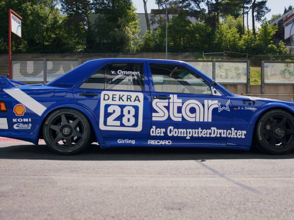 Image 3/16 of Mercedes-Benz 190 E 2.5-16 (1988)