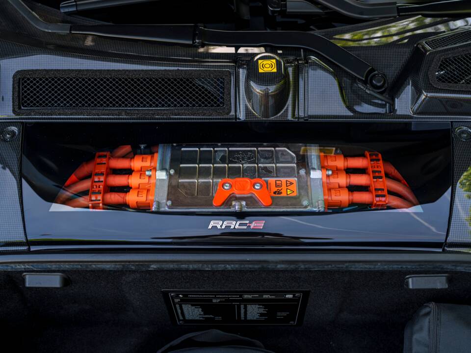 Image 36/37 of Ferrari SF90 Spider (2023)