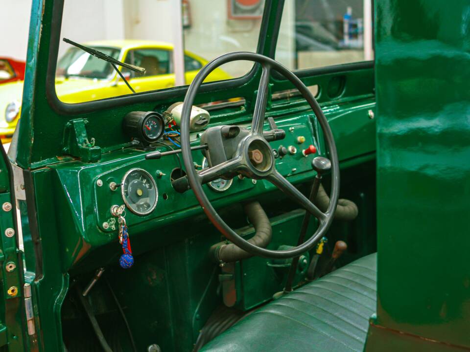 Bild 8/52 von Austin Gipsy (1966)