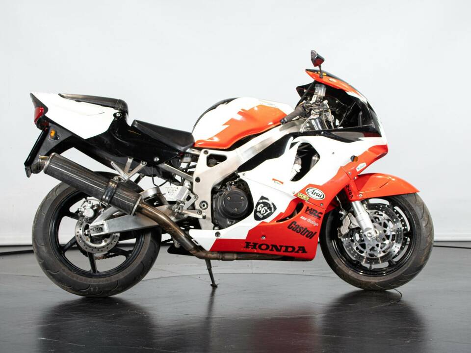 Imagen 5/44 de Honda CBR 900RR Fireblade (1999)