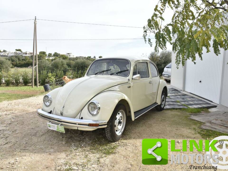 Image 2/10 of Volkswagen Beetle 1200 (1976)