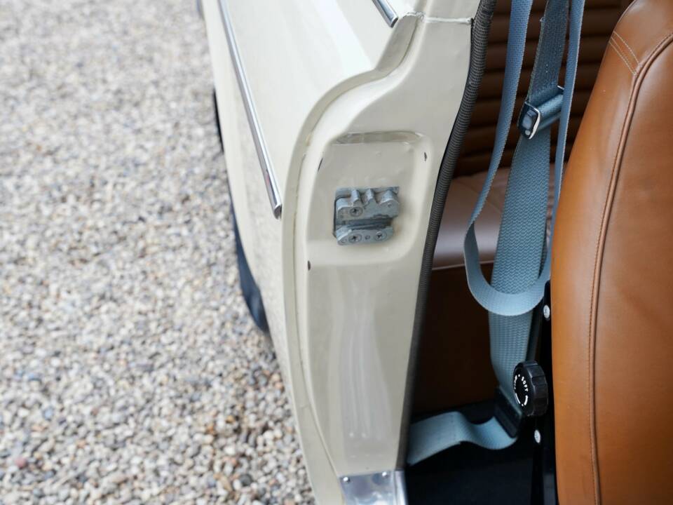 Bild 49/50 von Volvo P 121 (1967)