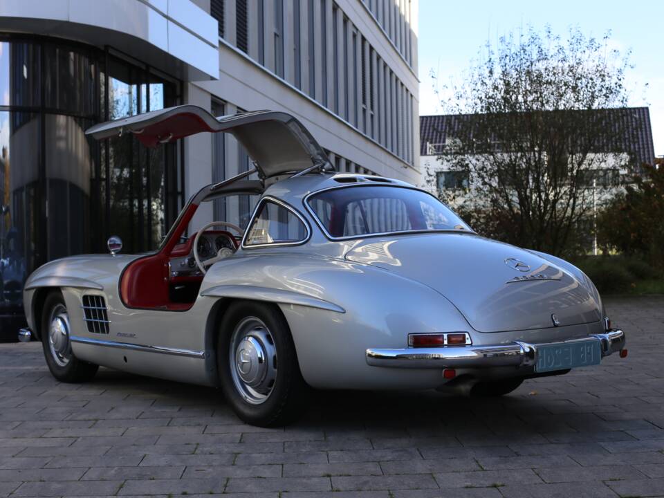Image 34/37 of Mercedes-Benz 300 SL "Gullwing" (1954)
