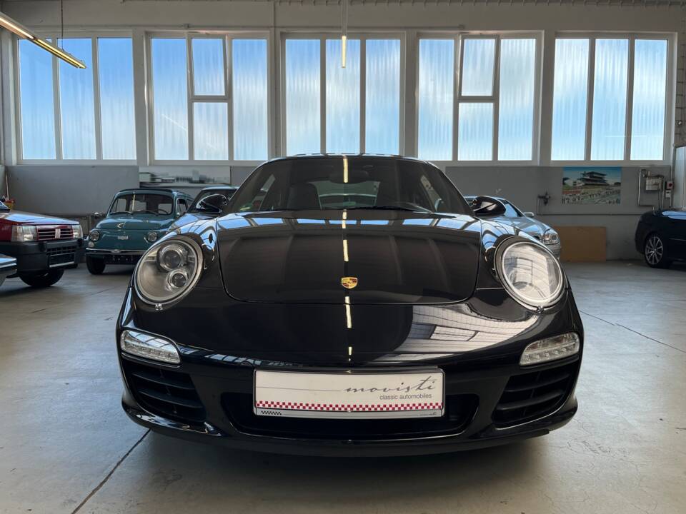 Image 22/39 of Porsche 911 Carrera (2011)