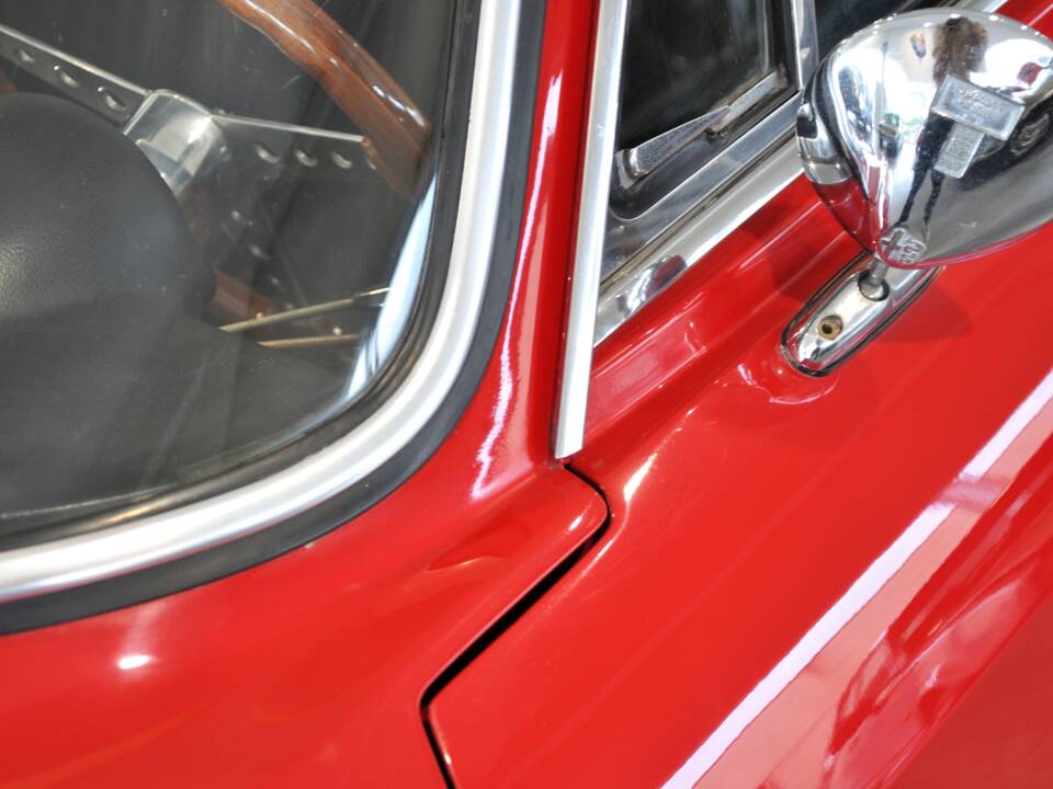 Imagen 23/43 de Alfa Romeo Giulia GT 1300 Junior (1971)