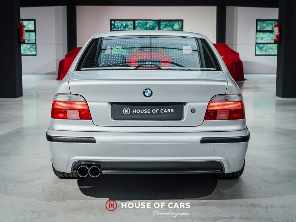Image 8/23 de BMW 540i (1999)