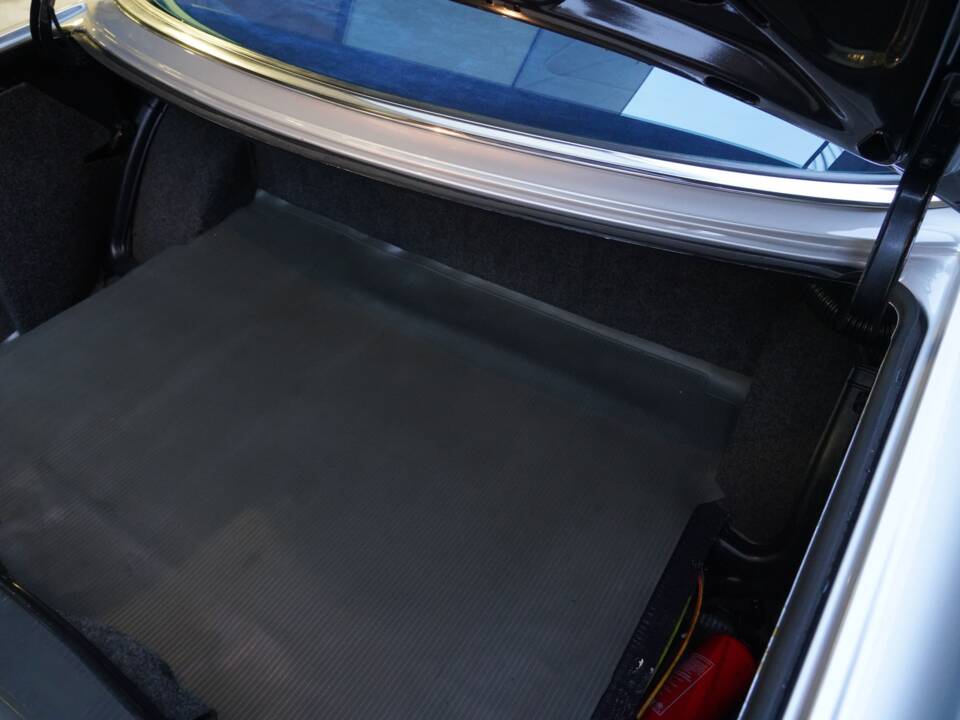 Bild 82/95 von Mercedes-Benz 450 SEL 6,9 (1976)