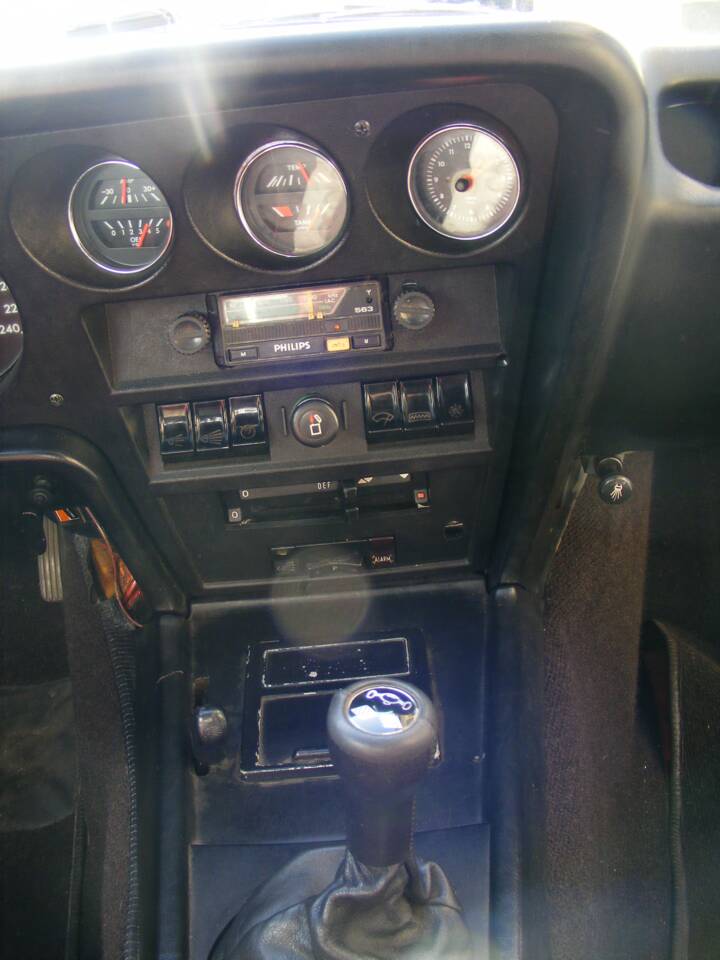 Image 20/34 of Opel GT 1900 (1972)