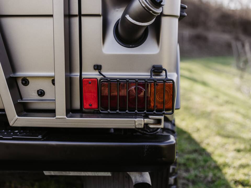 Image 33/79 of Steyr-Puch 230 GE (SWB) (1994)