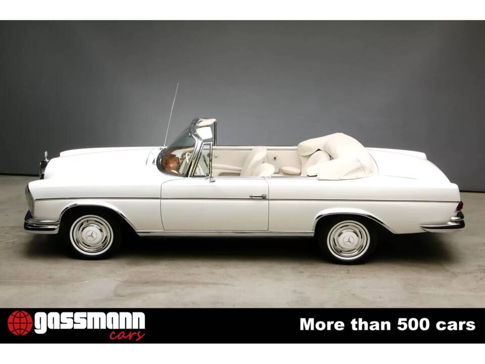 Image 8/15 de Mercedes-Benz 300 SE (1967)