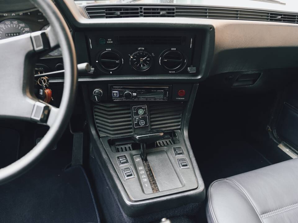 Bild 54/106 von BMW 633 CSi (1976)