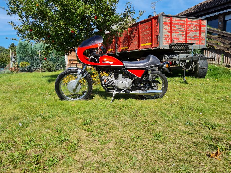 Bild 6/33 von Aermacchi Harley-Davidson DUMMY (1973)