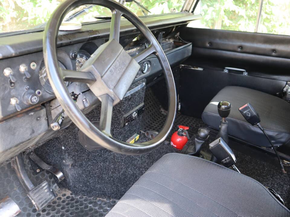Afbeelding 32/56 van Land Rover 109 (1975)