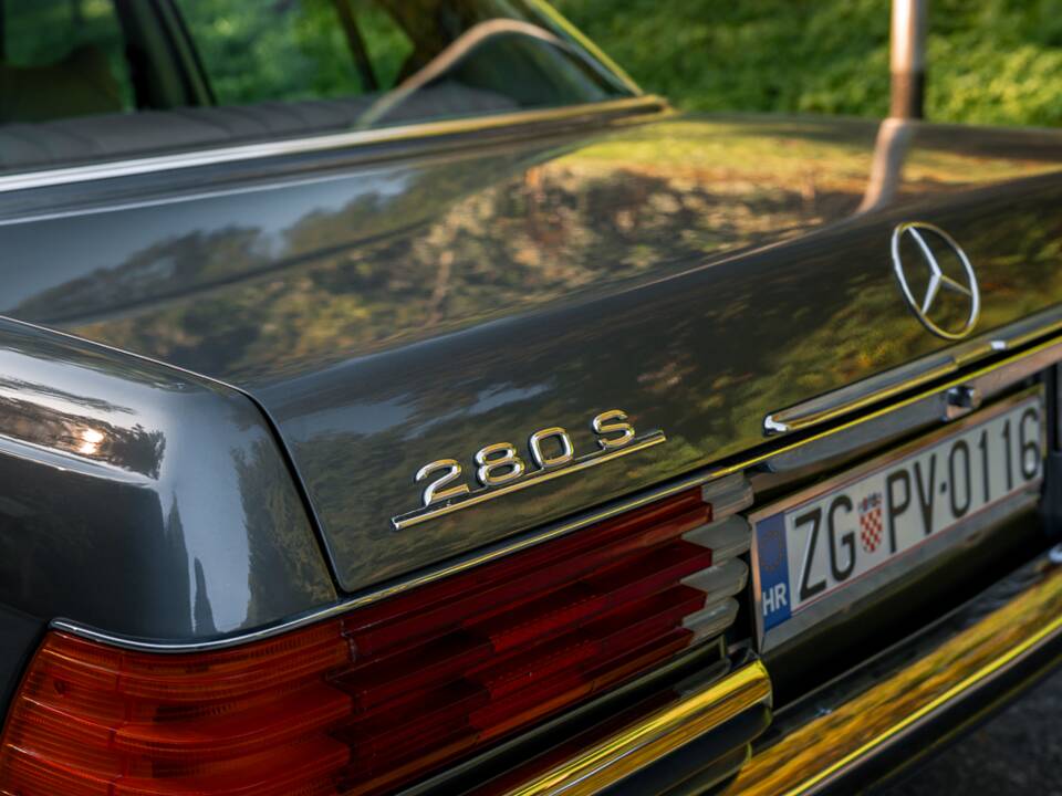 Bild 18/105 von Mercedes-Benz 280 S (1972)