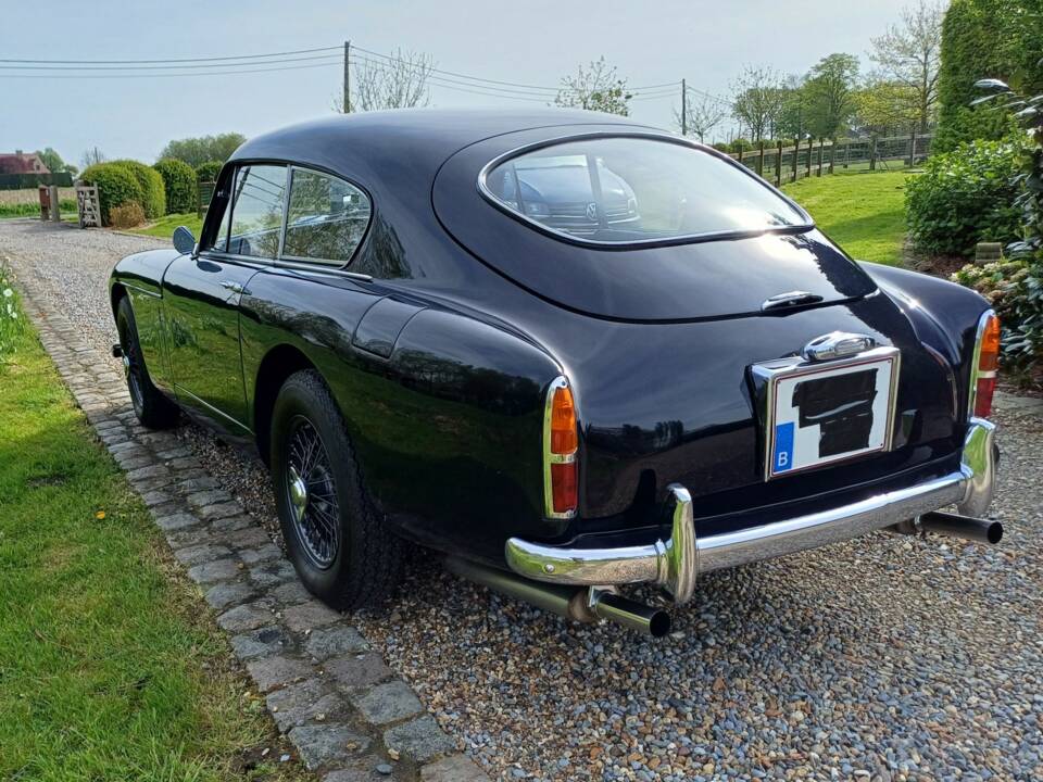 Immagine 2/12 di Aston Martin DB 2&#x2F;4 Mk III (1958)