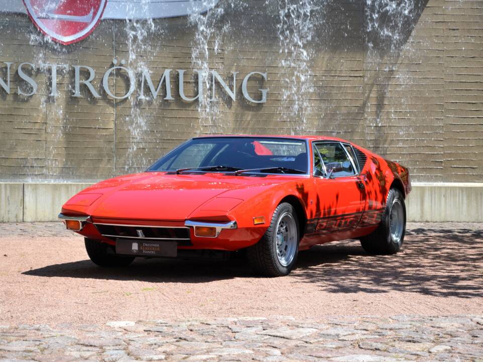 Image 2/24 of De Tomaso Pantera (1971)