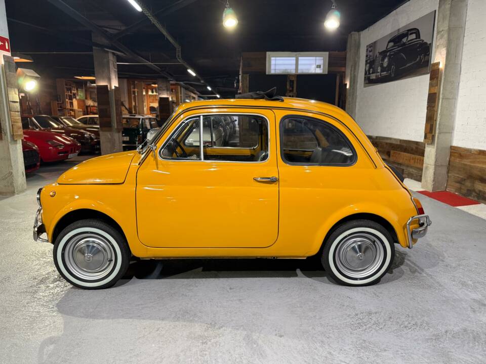 Image 25/76 de FIAT 500 L (1970)