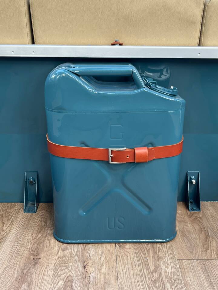 Bild 47/51 von Land Rover 88 (1976)