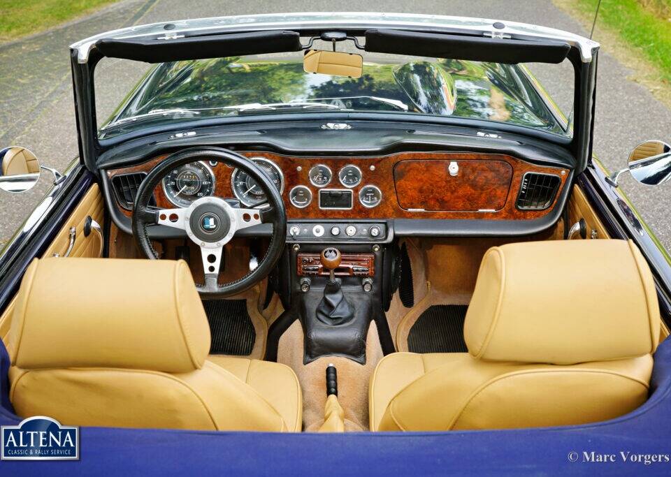 Imagen 22/36 de Triumph TR 4A IRS (1966)