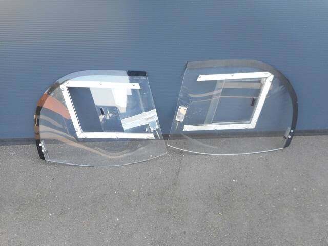 Image 25/27 of Panther J 72 (1980)