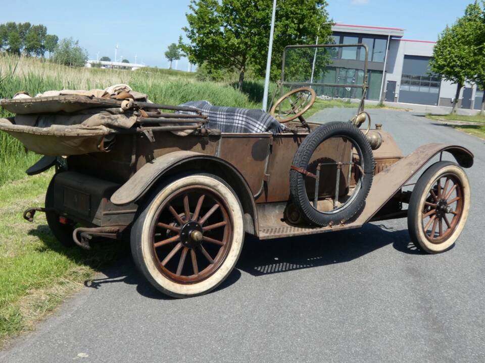 Image 7/66 of Regal Model T Underslung (1913)