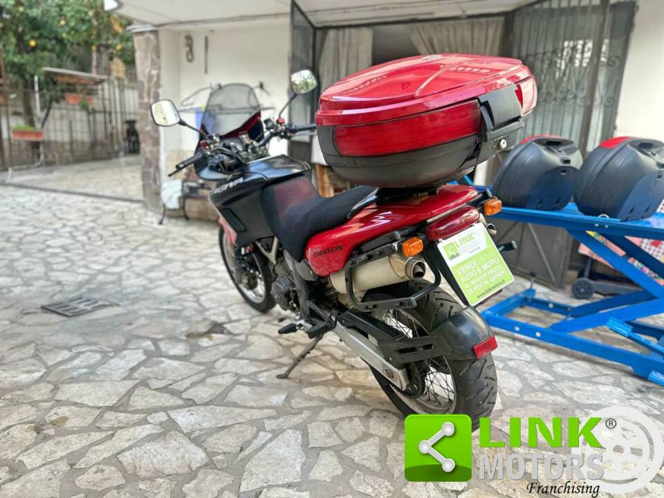 Bild 9/10 von Cagiva DUMMY (2000)