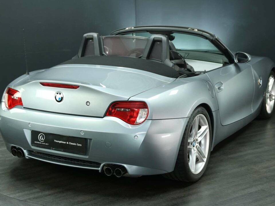 Immagine 2/30 di BMW Z4 M Roadster (2006)