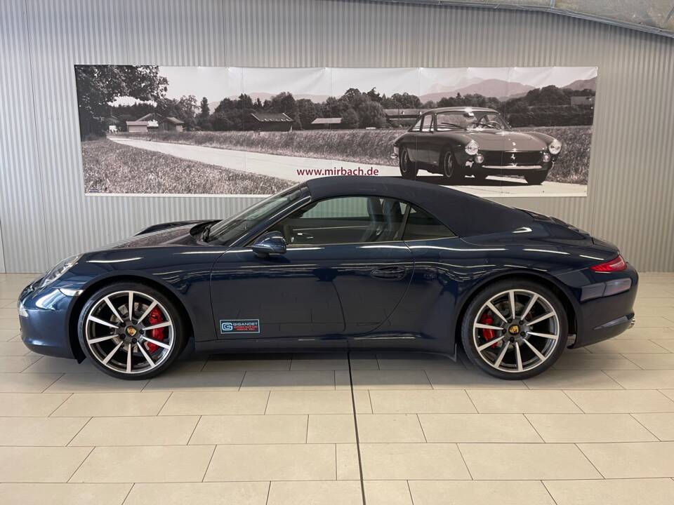 Immagine 2/18 di Porsche 911 Carrera S (2012)