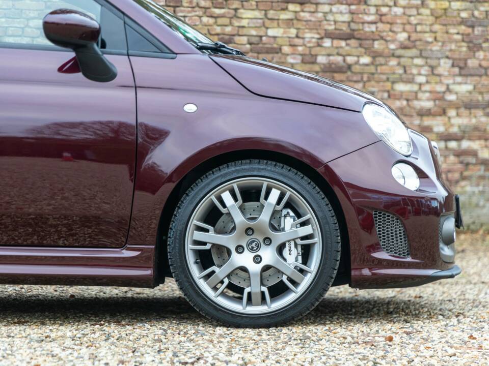 Afbeelding 45/50 van Abarth 695 "Edizione Maserati" (2013)