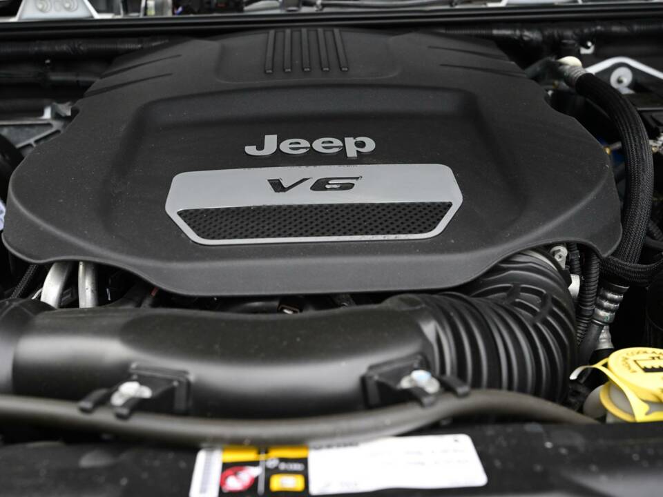 Afbeelding 18/50 van Jeep Grand Cherokee 6.4 V8 SRT (2014)