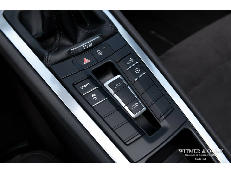 Image 9/30 of Porsche 718 Boxster (2016)