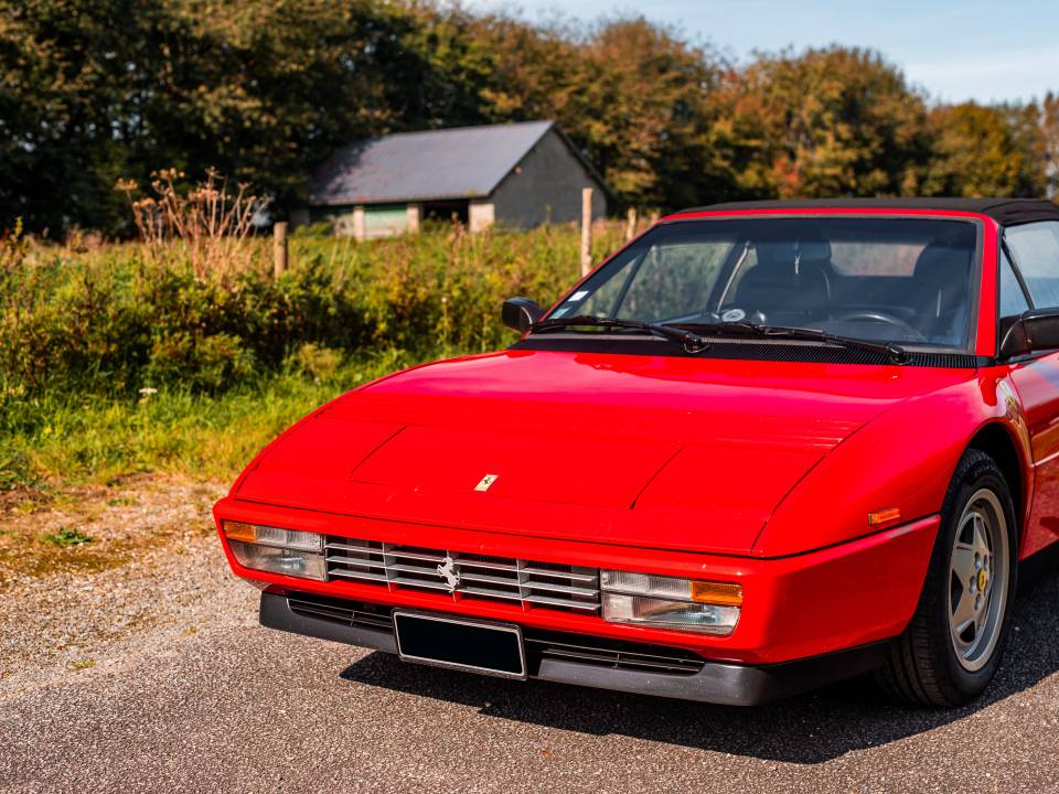 Immagine 21/50 di Ferrari Mondial T (1992)