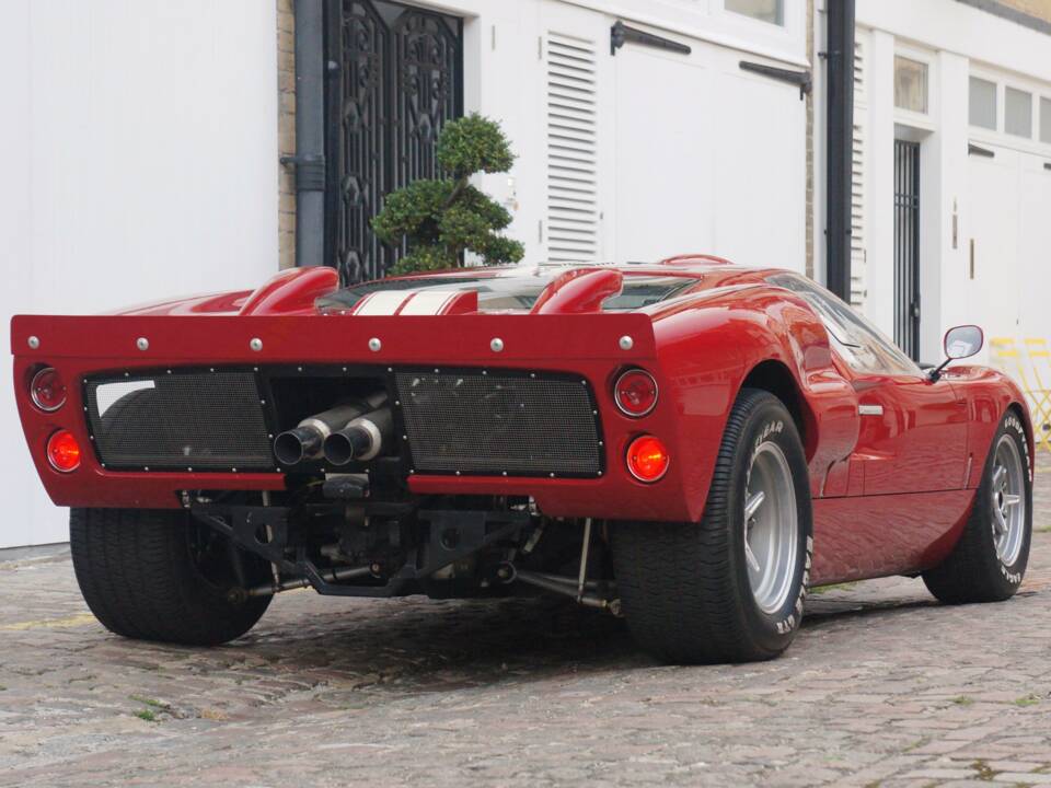 Bild 4/19 von Superformance GT40 (2009)