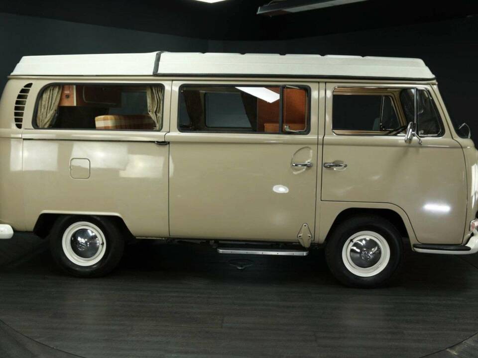 Immagine 6/50 di Volkswagen T2a Westfalia (1969)