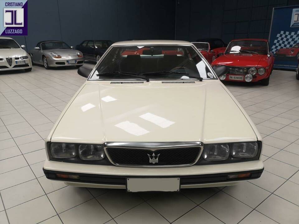 Image 7/90 of Maserati 222 (1989)