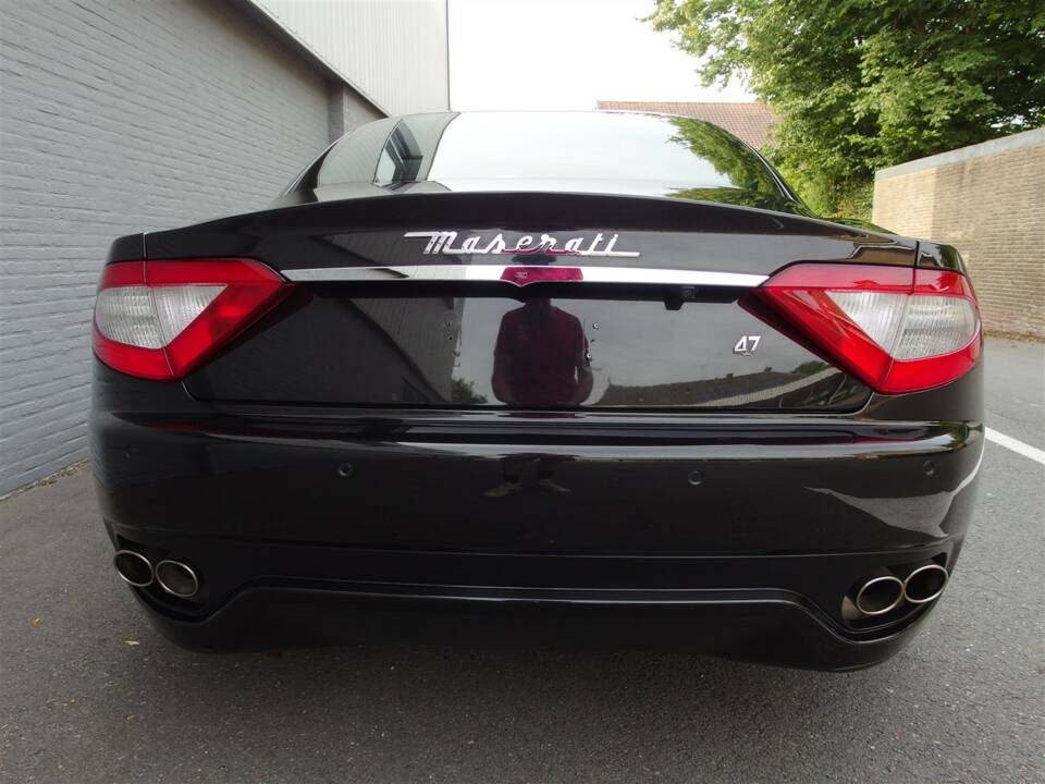 Afbeelding 8/100 van Maserati GranTurismo S (2010)