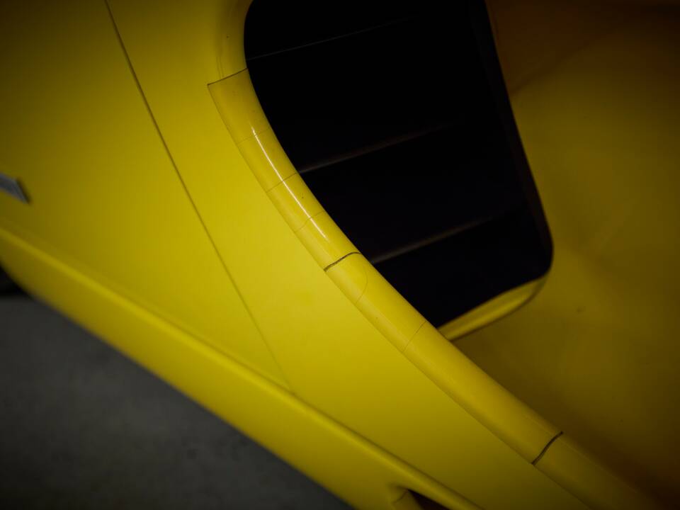 Image 48/100 of Ferrari F 355 Spider (1999)