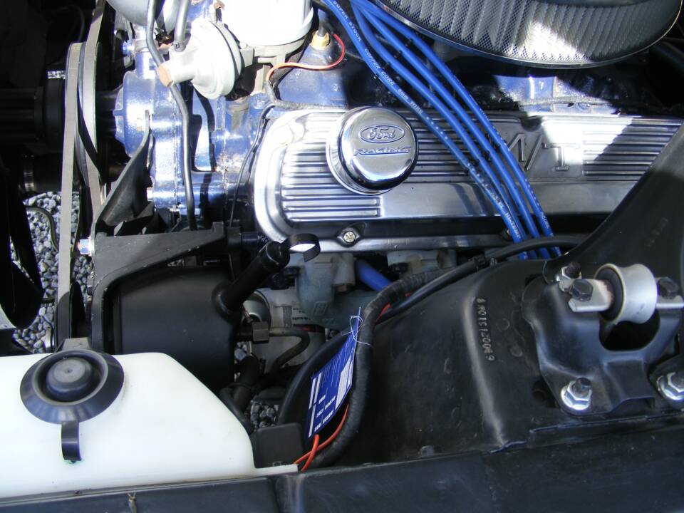 Image 21/46 of Ford Mustang 289 (1968)