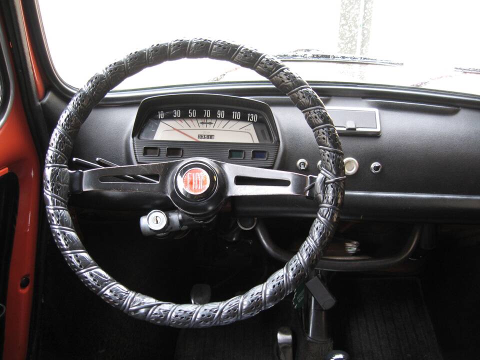 Image 13/21 de FIAT 500 L (1970)