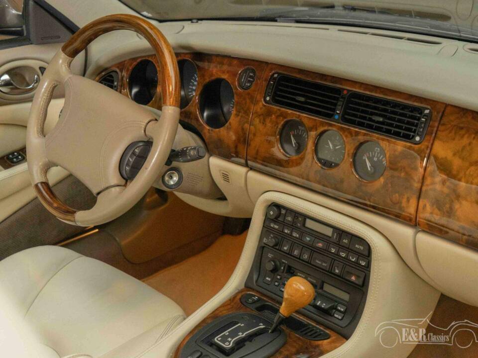 Bild 14/19 von Jaguar XK8 4.0 (1997)