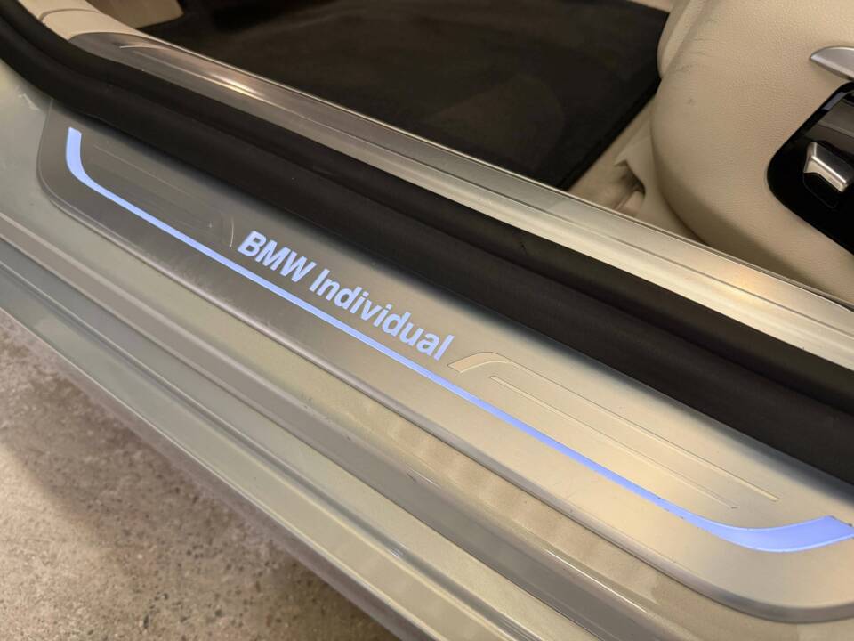 Bild 10/23 von BMW 730d (2016)