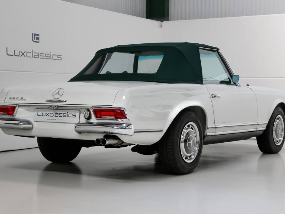 Imagen 4/31 de Mercedes-Benz 280 SL (1968)