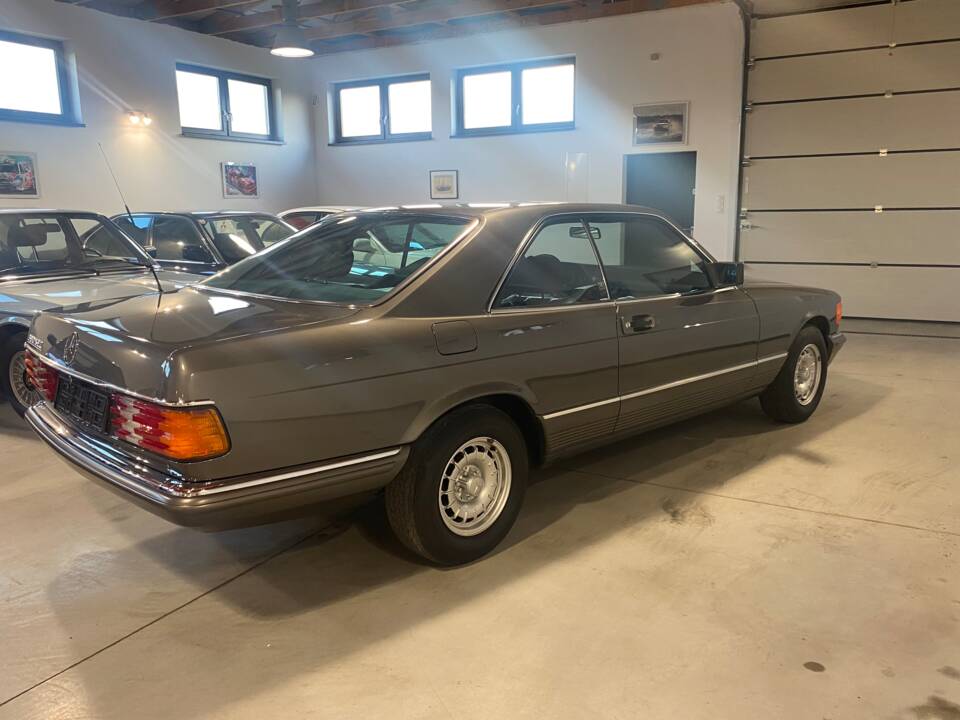 Bild 5/67 von Mercedes-Benz 380 SEC (1984)