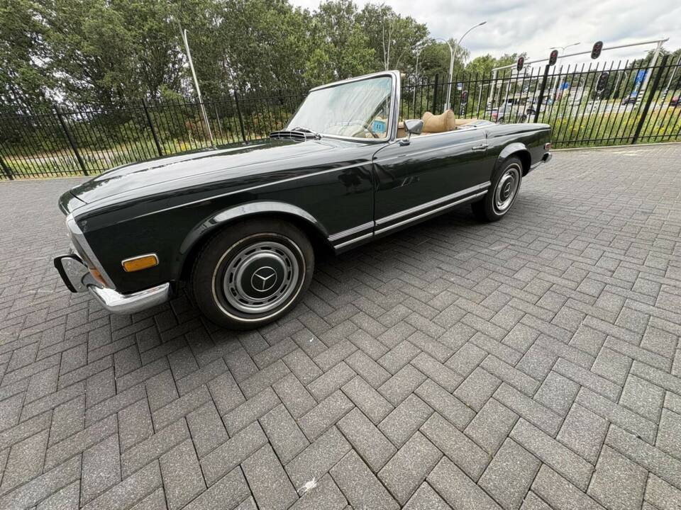 Image 5/50 de Mercedes-Benz 280 SL (1970)