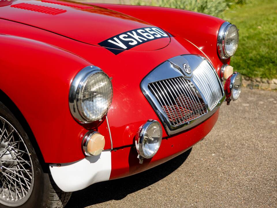 Image 29/50 de MG MGA 1500 (1957)