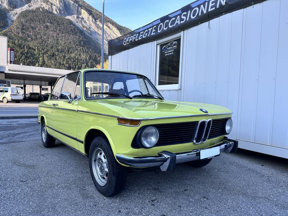 Image 2/39 de BMW 2002 (1974)