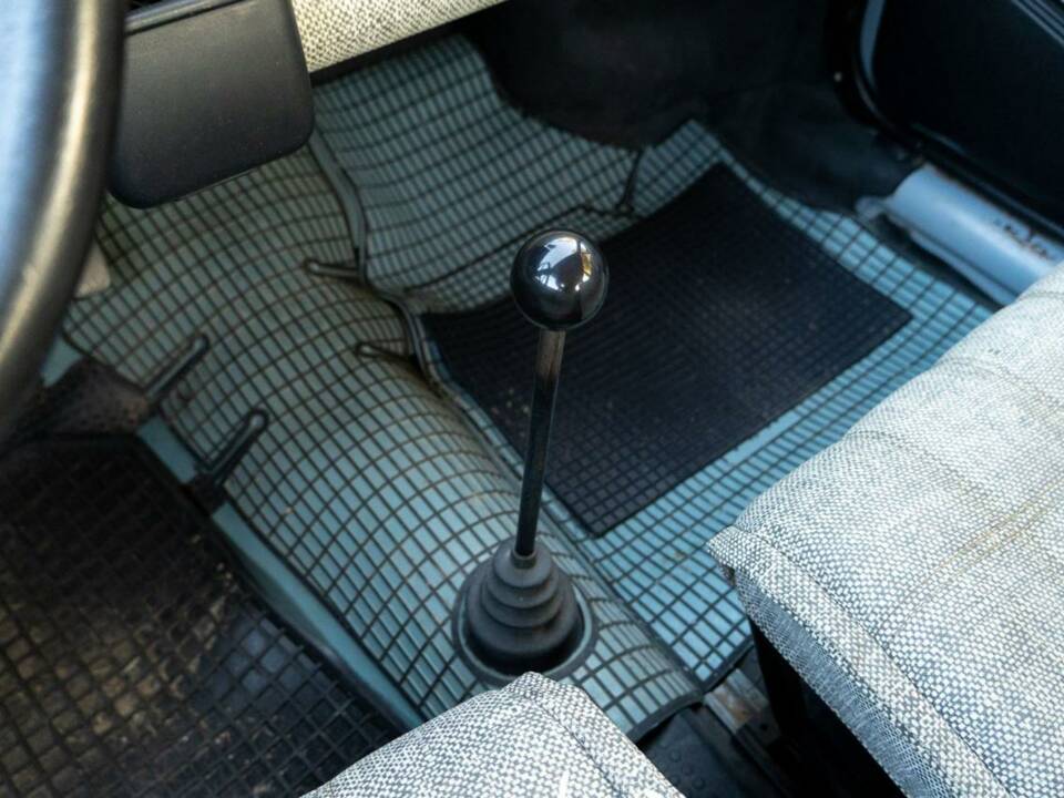 Image 17/23 of FIAT Panda (1985)