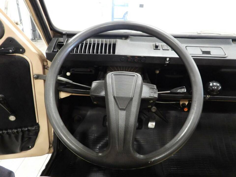 Image 8/15 of Citroën Dyane 6 (1984)